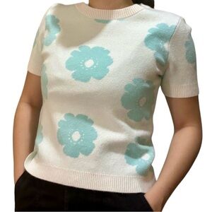 Forever 21 knitted floral print top size large